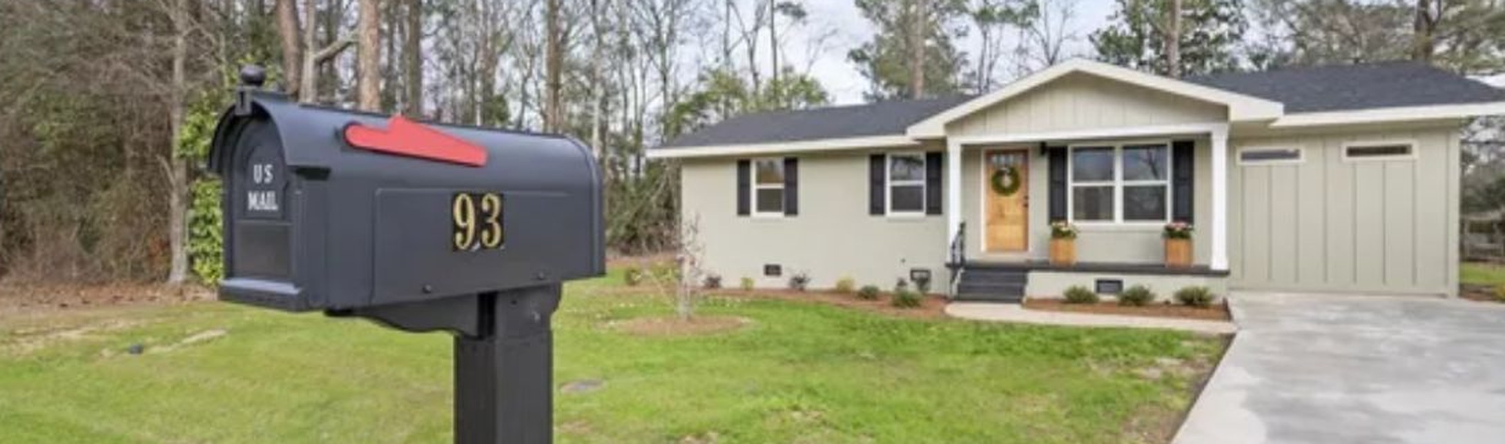 93 Crestview Avenue, Monroeville, AL 36460